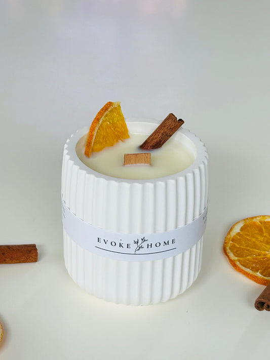 Vela Pequeña Cozy Cinnamon (Edición Limitada)